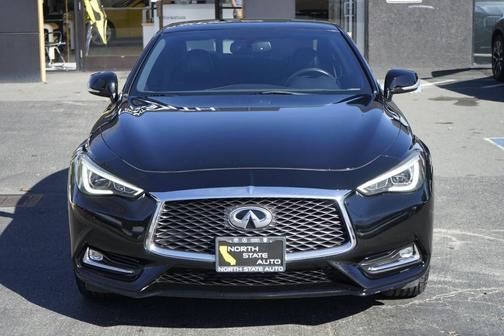 2017 INFINITI Q60 2.0t Premium