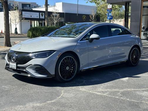 MANUFAKTUR Alpine Grey 2023 Mercedes-Benz EQE 350 4MATIC+