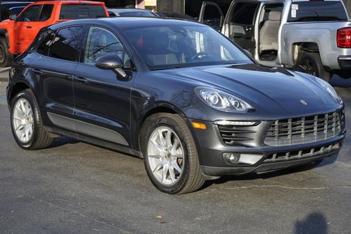 2017 Porsche Macan S