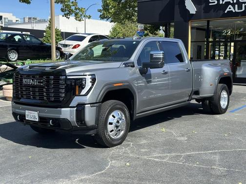 Sterling Metallic 2025 GMC Sierra 3500 Denali