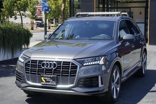 2021 Audi Q7 55 Premium Plus