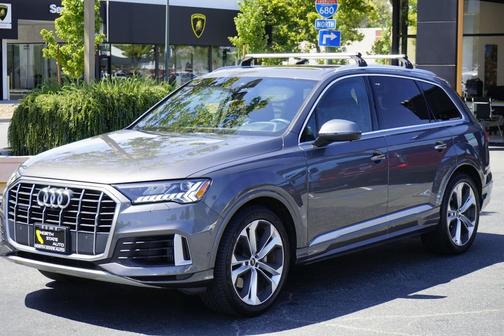 2021 Audi Q7 55 Premium Plus