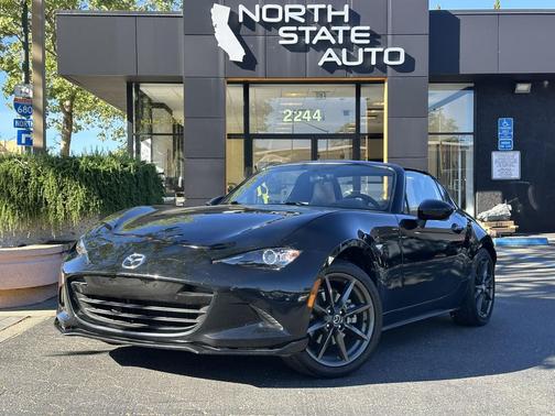 Jet Black Mica 2017 Mazda MX-5 Miata RF Club