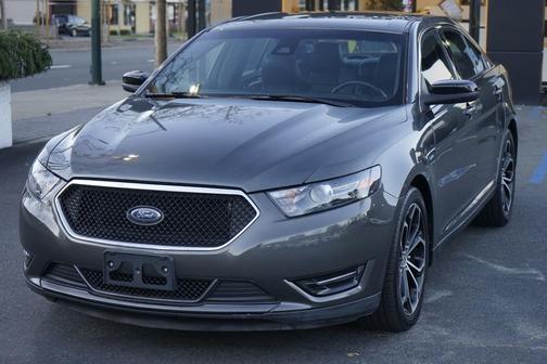 2019 Ford Taurus SHO