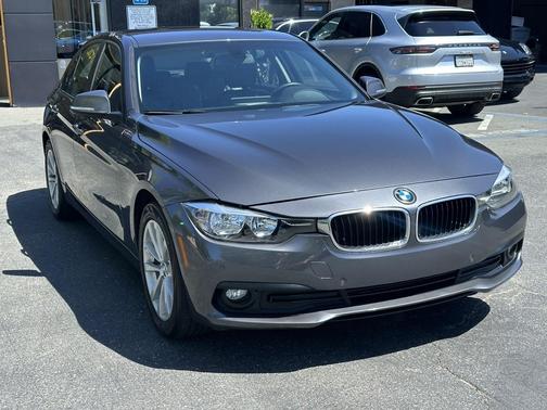 Mineral Gray Metallic 2017 BMW 320 i