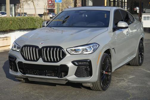 2023 BMW X6 M50i