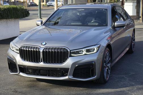 2021 BMW 750 i xDrive