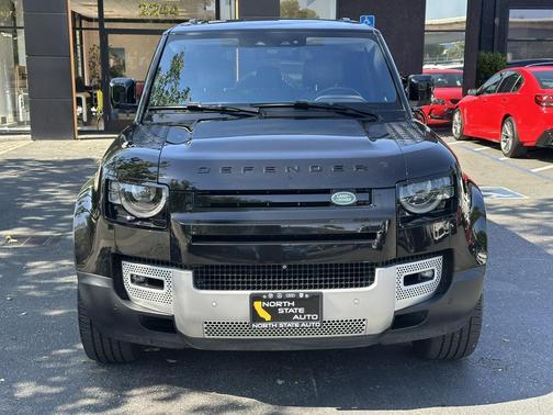 Santorini Black Metallic 2020 Land Rover Defender 110 HSE