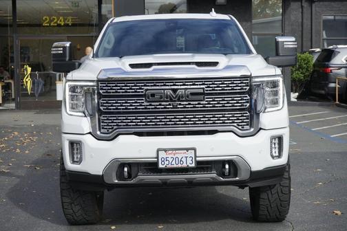 2023 GMC Sierra 2500 Denali