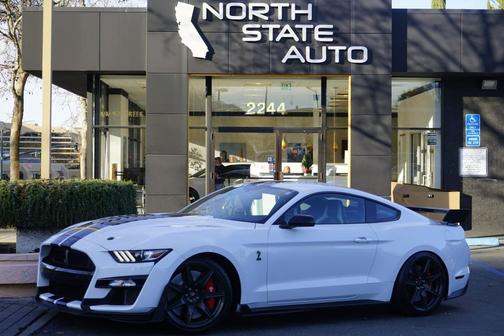 2020 Ford Shelby GT500 Base