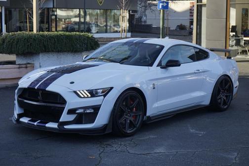 2020 Ford Shelby GT500 Base