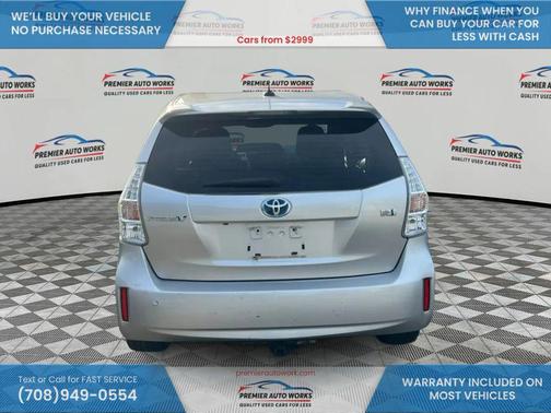 2013 Toyota Prius v Five