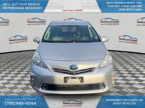 2013 Toyota Prius v Five