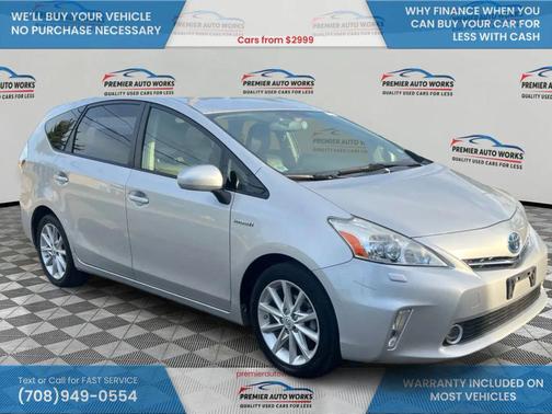 2013 Toyota Prius v Five