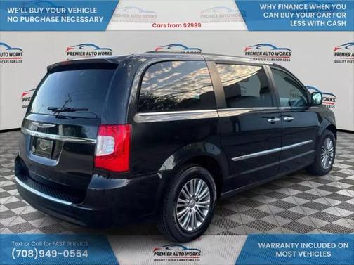 2014 Chrysler Town & Country Touring-L