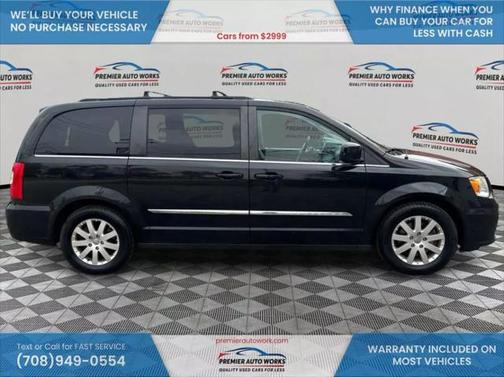2016 Chrysler Town & Country Touring