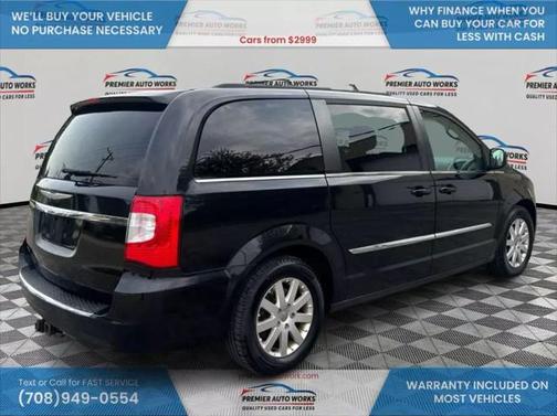2016 Chrysler Town & Country Touring