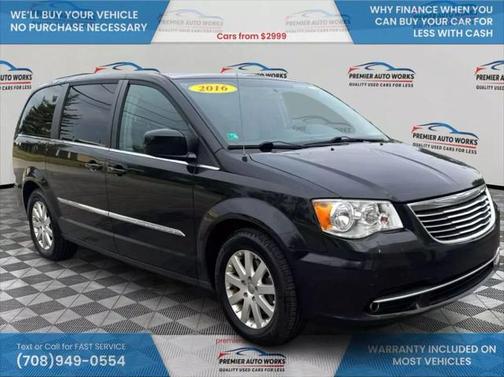 2016 Chrysler Town & Country Touring