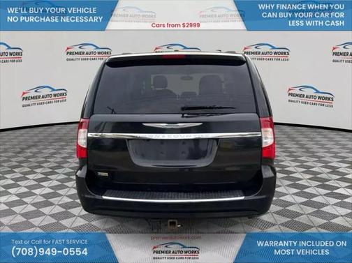 2016 Chrysler Town & Country Touring