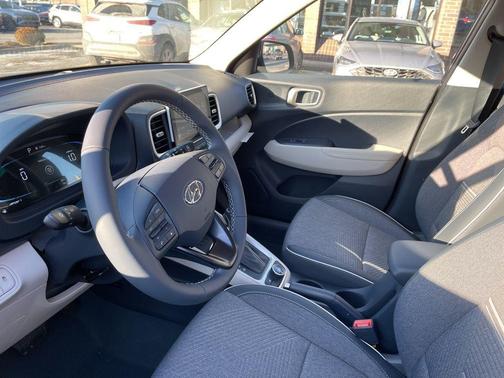 Denim w/White Roof 2026 Hyundai VENUE SEL w/Two-Tone Roof