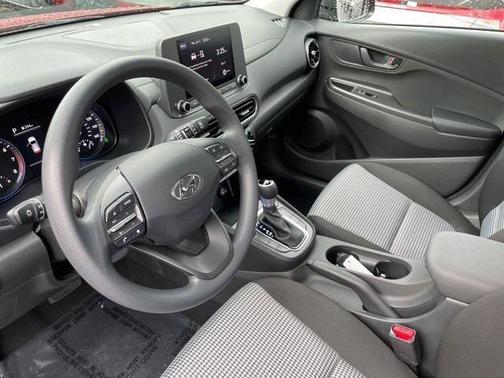 2023 Hyundai KONA SE