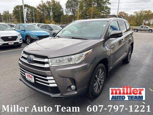 2019 Toyota Highlander Hybrid XLE