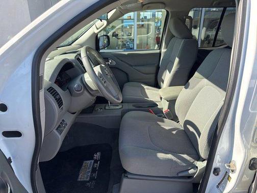 2020 Nissan Frontier SV