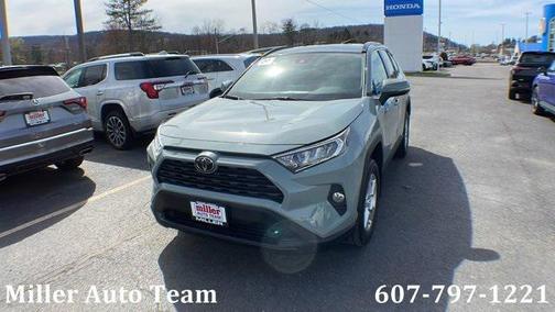 2020 Toyota RAV4 XLE