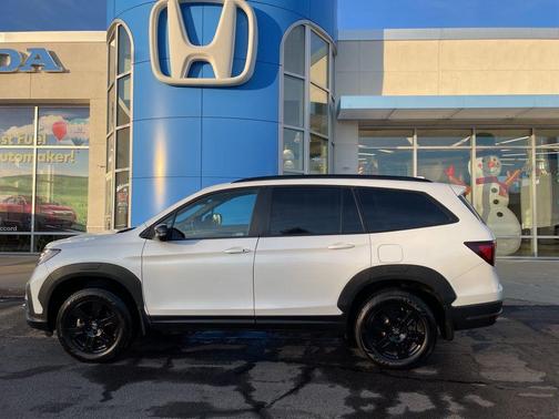 2022 Honda Pilot AWD TrailSport
