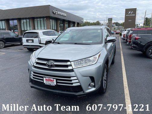 2018 Toyota Highlander 