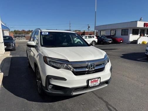 2022 Honda Pilot Touring 8-Passenger