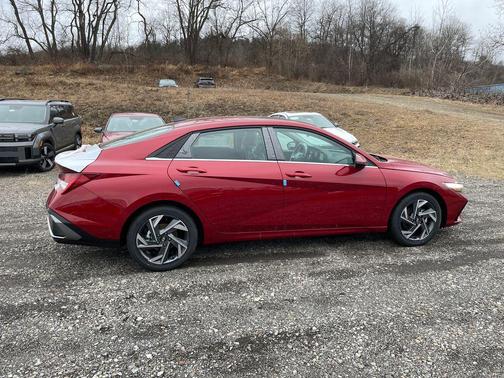 2026 Hyundai ELANTRA Limited