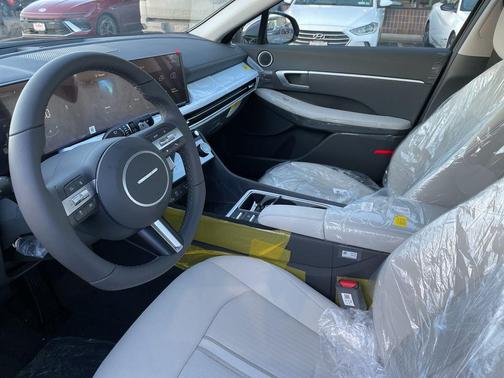 2026 Hyundai SONATA SEL