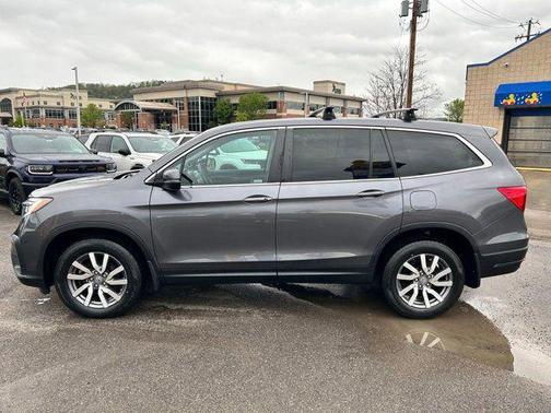 Modern Steel Metallic 2022 Honda Pilot AWD EX-L