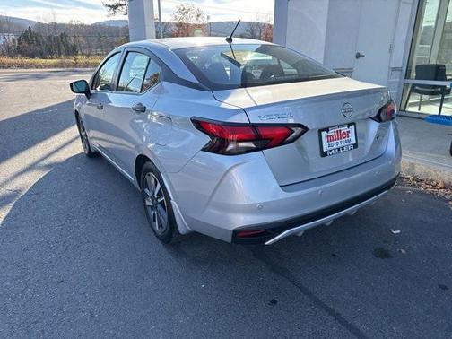 2024 Nissan Versa 1.6 S