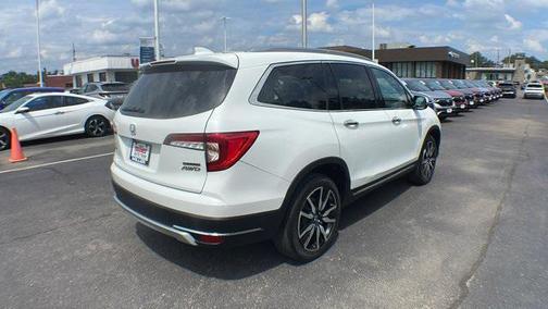 2021 Honda Pilot Touring 8-Passenger