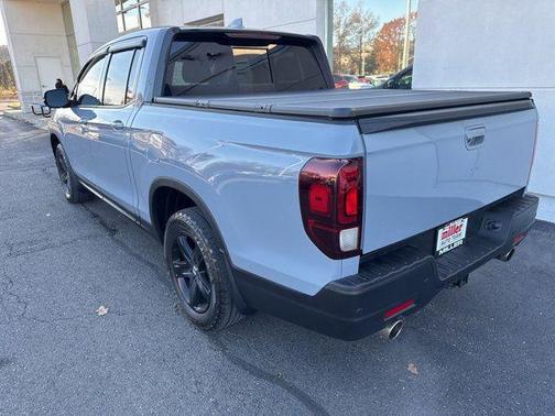 2022 Honda Ridgeline Black