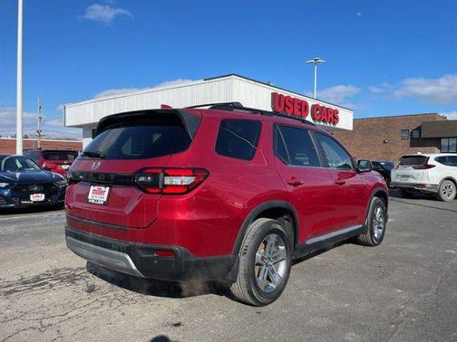 2023 Honda Pilot AWD EX-L 7 Passenger