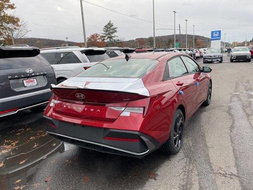 2026 Hyundai ELANTRA Sport