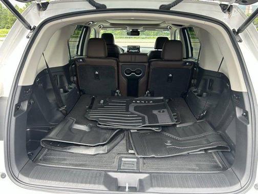 2023 Honda Pilot AWD Elite