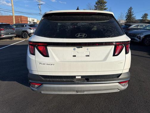 2026 Hyundai TUCSON SEL