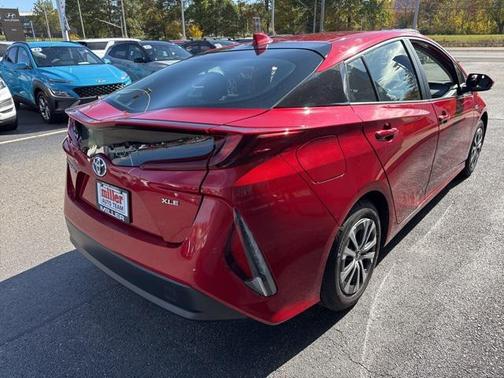 2021 Toyota Prius Prime LE