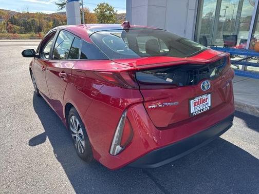 2021 Toyota Prius Prime LE