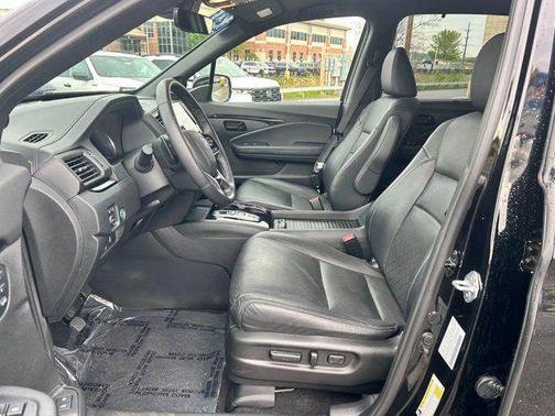 Crystal Black Pearl 2023 Honda Passport AWD Elite