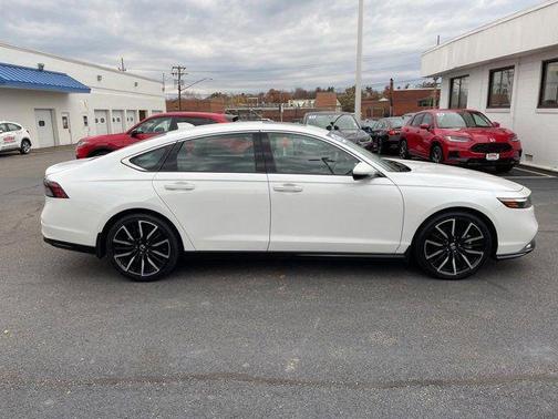 2023 Honda Accord Hybrid Touring