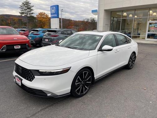 2023 Honda Accord Hybrid Touring