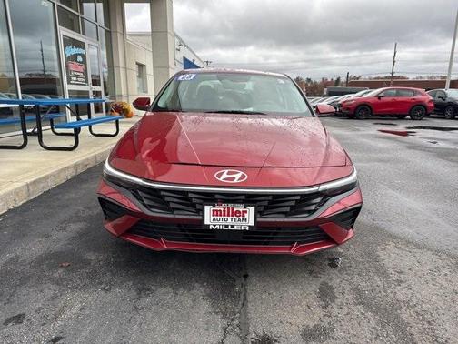 2025 Hyundai ELANTRA SEL