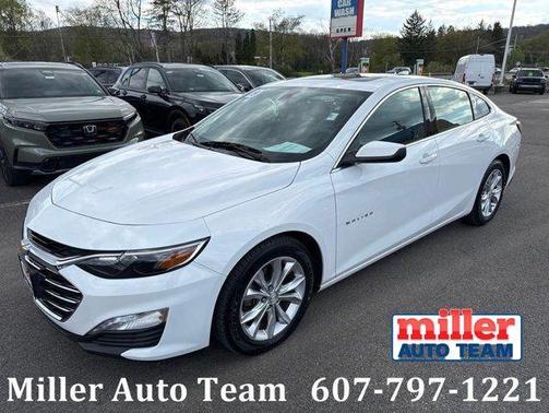 Summit White 2019 Chevrolet Malibu LT
