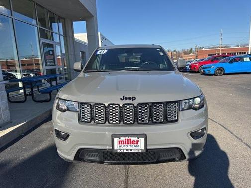 2021 Jeep Grand Cherokee Laredo