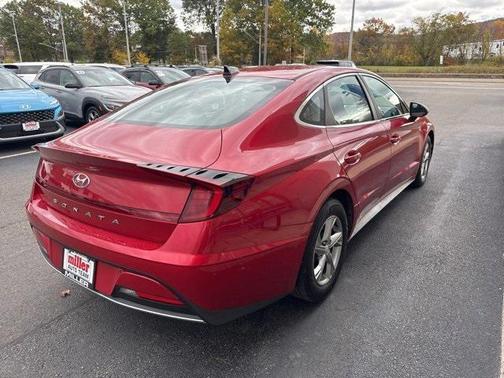 2022 Hyundai SONATA SE